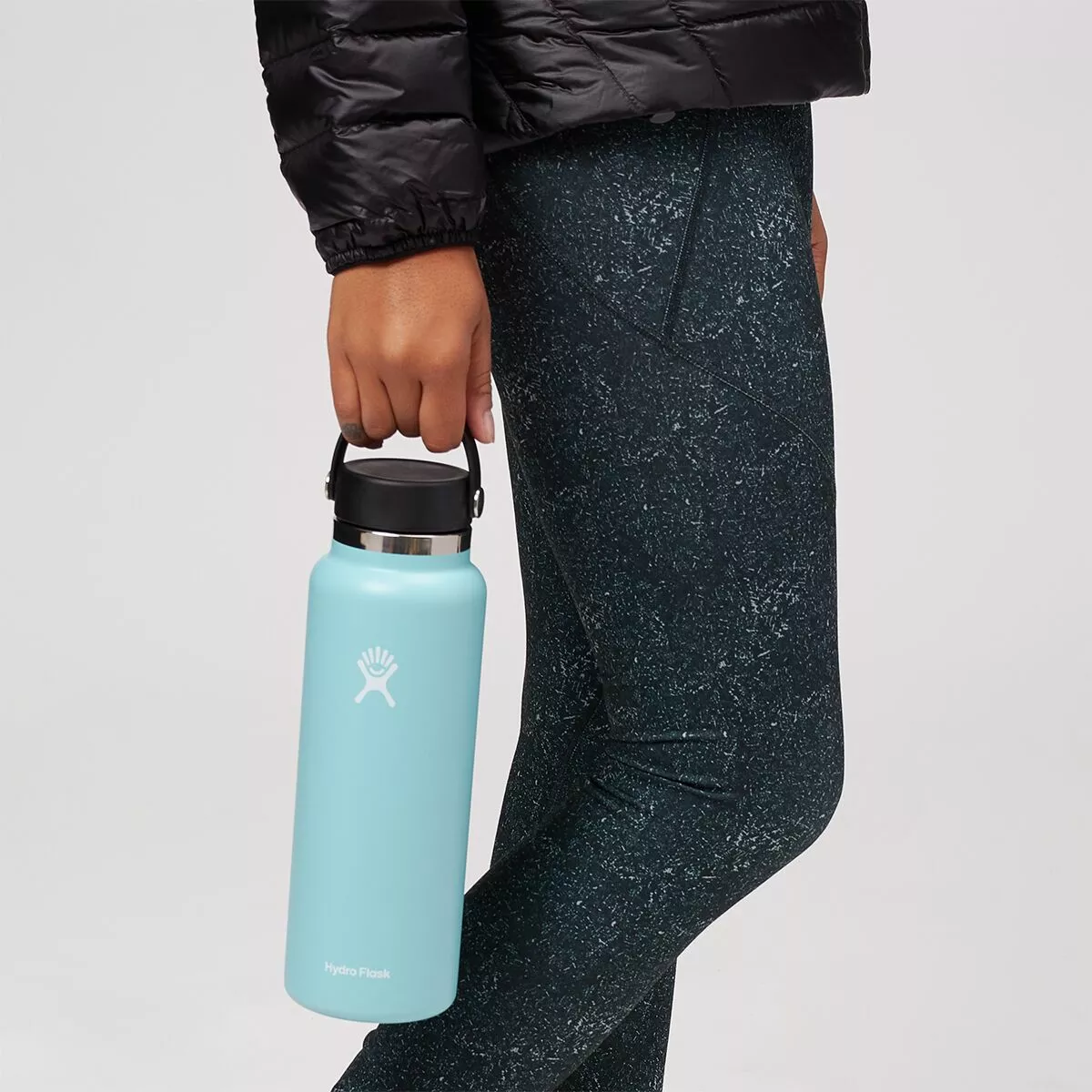 Hydro Flask Water Bottles 40oz Wide Mouth Flex Cap 2.0 Water Bottle 4 Hydro Flask Water Bottles 40oz Wide Mouth Flex Cap 2.0 Water Bottle - Image 4