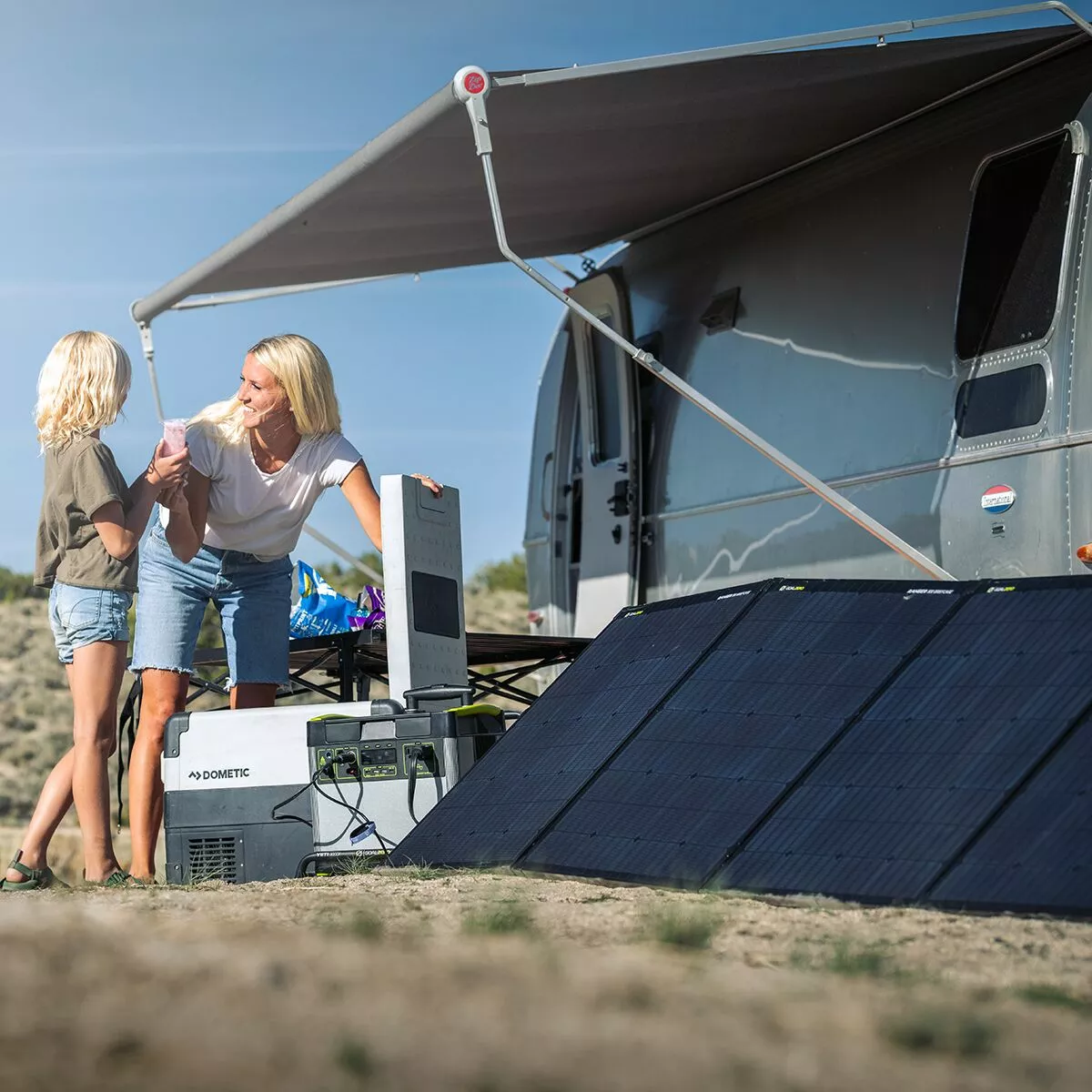 Goal Zero Batteries & Solar Power Ranger 300 Briefcase Solar Panel 9 Goal Zero Batteries & Solar Power Ranger 300 Briefcase Solar Panel - Image 9