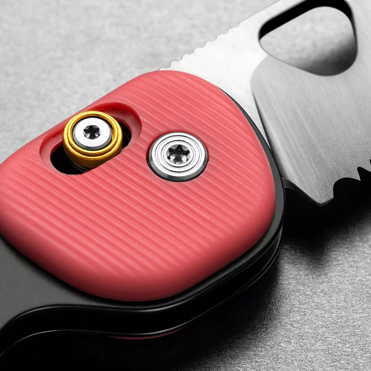 The James Brand Knives & Multi-tools The Redstone Knife 5 The James Brand Knives & Multi-tools The Redstone Knife - Image 5