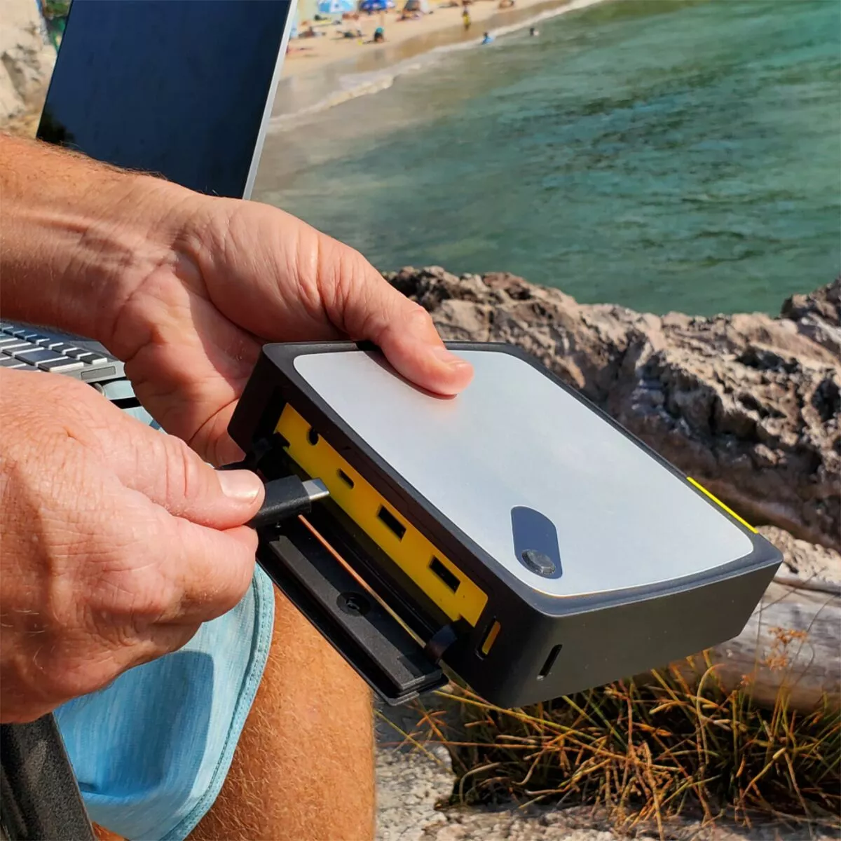 Powertraveller Batteries & Solar Power Phoenix 90 Charger 3 Powertraveller Batteries & Solar Power Phoenix 90 Charger - Image 3